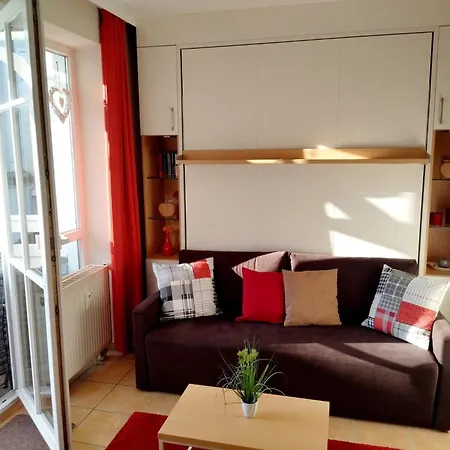 Charmante In Mit Balkon *