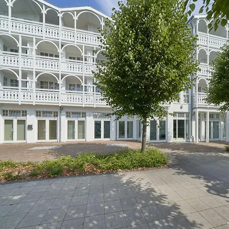 Apartment Charmante In Mit Balkon Sellin (Rugen)